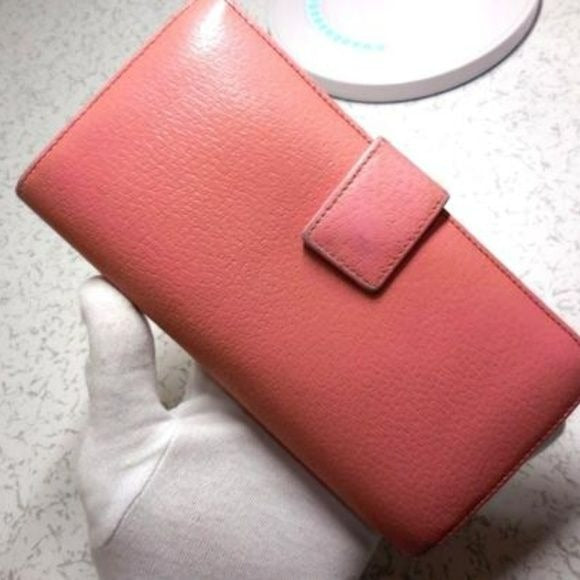 Gucci Pink Leather 'Eclipse' Style XL Gold Disk