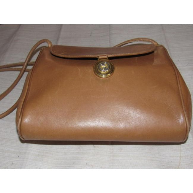 Gucci Vintage Camel Leather With Gold Gg Accents Shoulder Bag