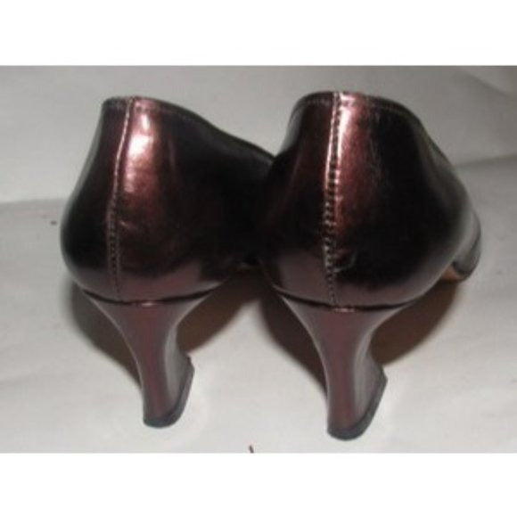 Yves Saint Laurent, 1960's, mod, bronze or dark rose gold leather, size 7.5, almond toe, 2" kitten heels