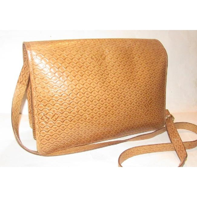 Fendi Clutch Early Sas Two Way Bodyshoulder Purse Camel Tooled Leather Embossed Or Cross Body Bag