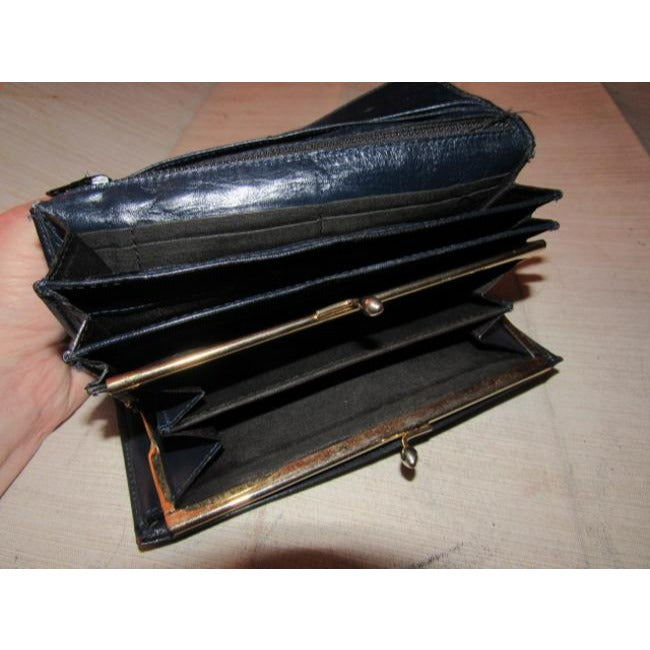 Gucci Navy Blue Leather Vintage Wallet