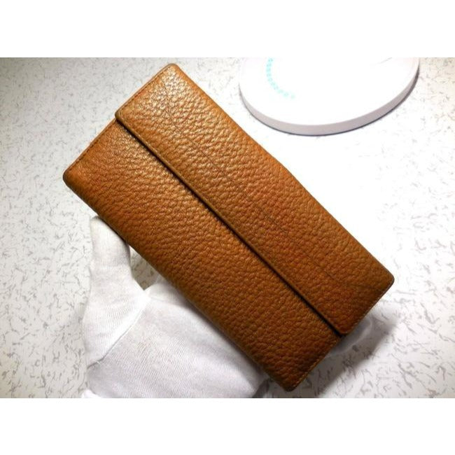 Gucci Camel Textured Leather Jackie Style Checkbook Size Wallet With A Gold Piston Closure