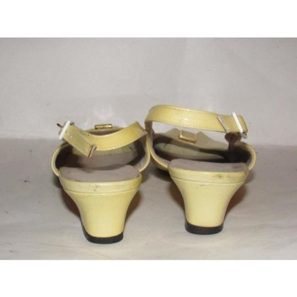 1960's, amazing, MOD Salvatore Ferragamo, size 6.5C, pale yellow patent leather, open toe, 2" chunkier heeled slingback sandals