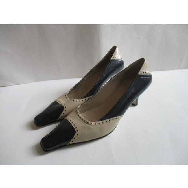 Ak Anne Klein Beige Cream Blue Navy And Color Blocked Perf Square Pumps Size Us